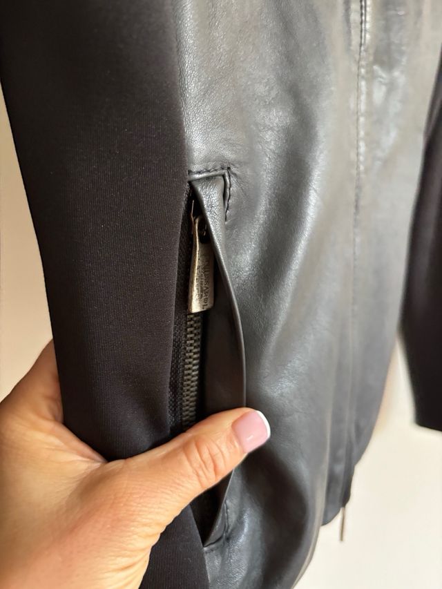 Cazadora Piel Trussardi Negra