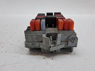 CAJA RELES / FUSIBLES ALFA ROMEO GT (125)