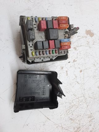 CAJA RELES / FUSIBLES ALFA ROMEO 147 (190)