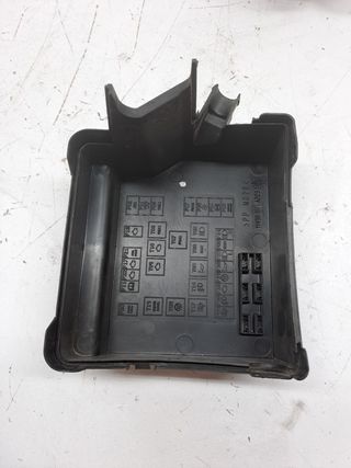 CAJA RELES / FUSIBLES ALFA ROMEO 147 (190)