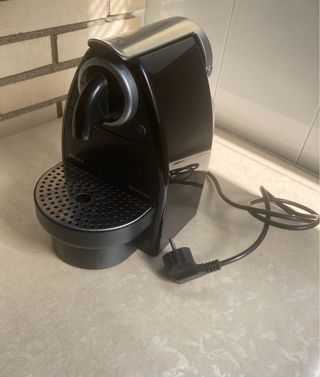 Cafetera Krups Nespresso Negra