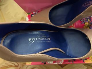 Scarpe décolleté vernice tacco nude