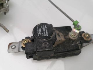 CERRADURA PUERTA DELANTERA DERECHA MITSUBISHI MONTERO (V20/V
