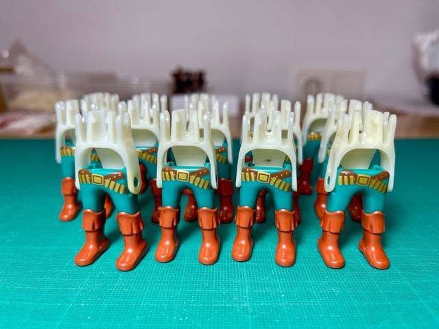 Lote de 14 unidades Piernas Bota marrón Playmobil