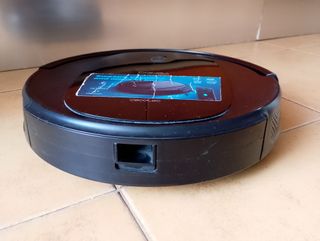 Cecotec Conga 1990 con repuestos