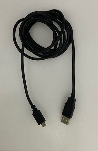PS4 Pro 500GB + 2 mandos + 3 Juegos