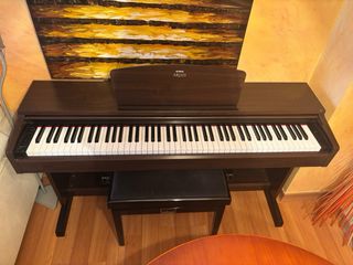 Piano Yamaha Arius YDP-140