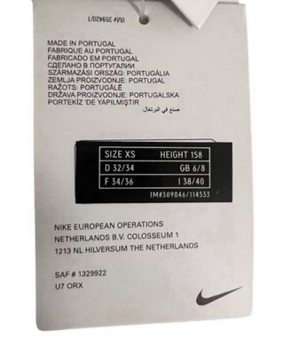 Talla XS. Camiseta deportiva de mujer NIKE 