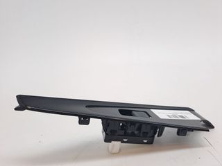 MANDO ELEVALUNAS TRASERO DERECHO MAZDA 2 LIM. ()