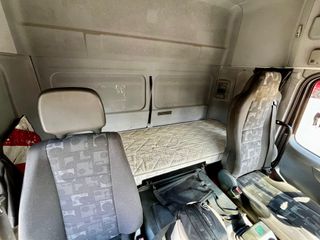 CAMIÓN MERCEDES-BENZ AXOR BUEETEC4 1833 2008