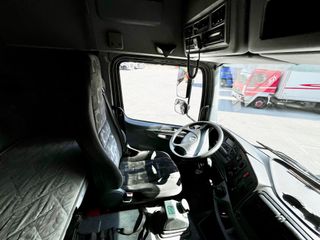 CAMIÓN MERCEDES-BENZ AXOR BUEETEC4 1833 2008