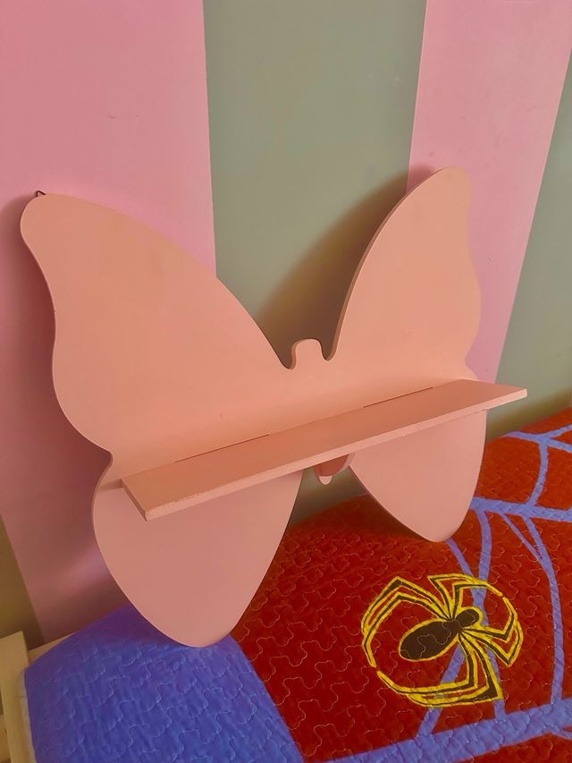 Estante Mariposa Rosa