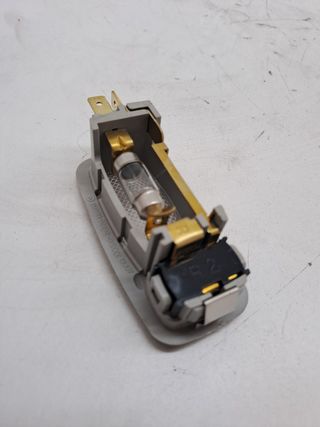 LUZ INTERIOR KIA NIRO (18)