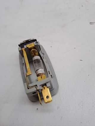 LUZ INTERIOR KIA NIRO (18)