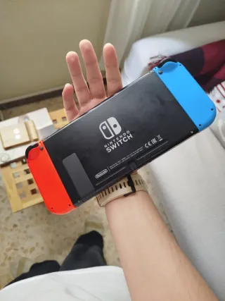 Nintendo Switch Azul y Rojo