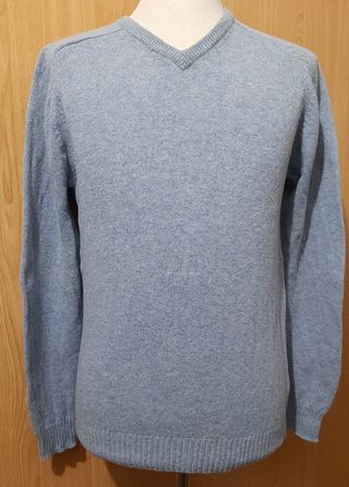 Jersey azul cuello pico