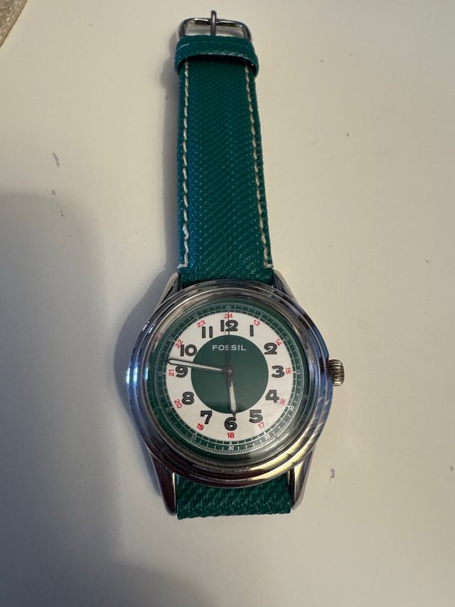 Reloj Fossil Verde y Plateado