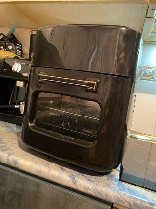 Freidora de aire casi nueva