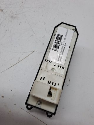 MANDO ELEVALUNAS DELANTERO IZQUIERDO TOYOTA YARIS (9)