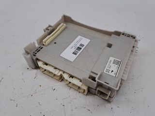 CAJA RELES / FUSIBLES TOYOTA YARIS (13)