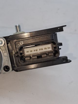 MOTOR ELEVALUNAS DELANTERO IZQUIERDO HYUNDAI IX20