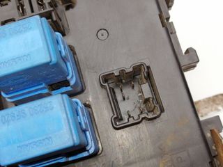 CAJA RELES / FUSIBLES NISSAN TERRANO/TERRANO.II (R20) (10)