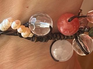 Pulsera multicolor con perlas  y piedras naturales