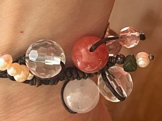 Pulsera multicolor con perlas  y piedras naturales