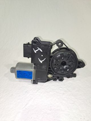 MOTOR ELEVALUNAS TRASERO IZQUIERDO HYUNDAI I40