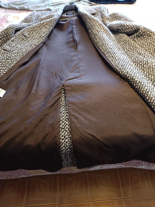 Abrigo de paño lana blanco y negro