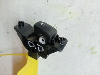 MANDO ELEVALUNAS DELANTERO DERECHO HYUNDAI KONA (2)