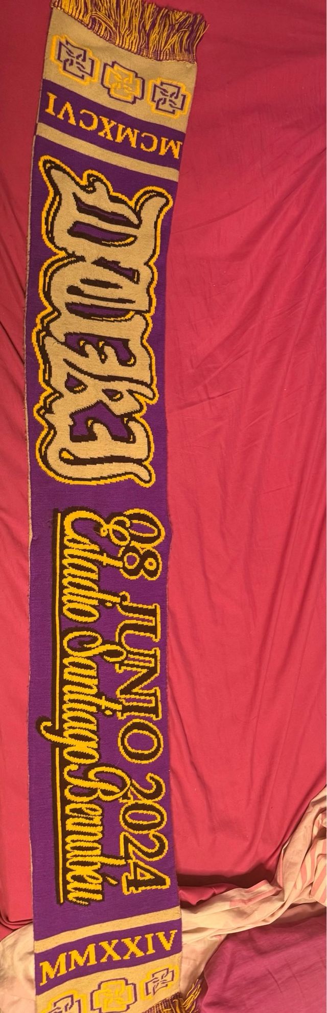 Bufanda Duki MCMXCVI MCMXXIV