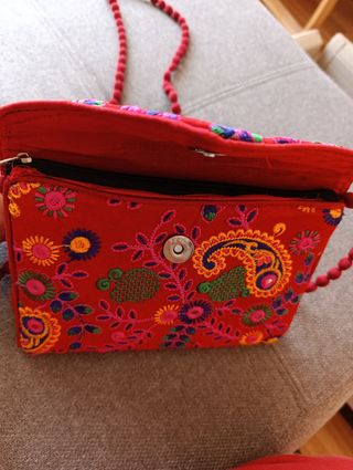 1 Borsa e 1 pochette artigianali