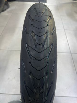 Neumático Michelin Road 5 120/70 ZR17