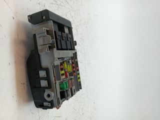 CAJA RELES / FUSIBLES OPEL INSIGNIA BERLINA (7)