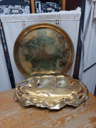 Bandejas latón dorado decoradas