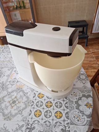 Amasadora de cocina de los años 60



