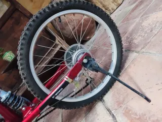 Bicicleta plegable roja