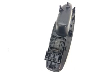 MANDO ELEVALUNAS TRASERO DERECHO TOYOTA YARIS (2)