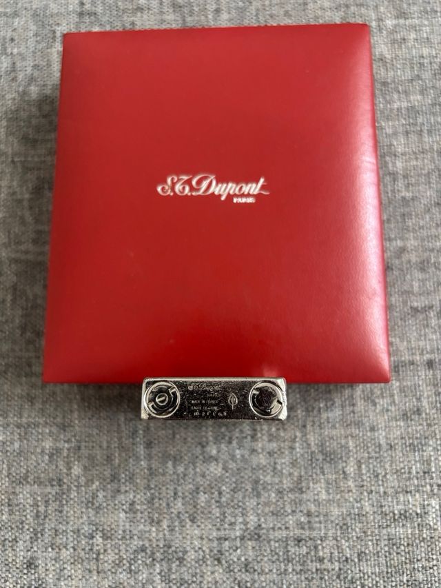 Mechero S.T. Dupont aceptó cambios