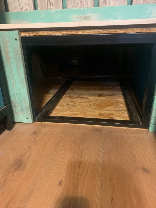 Mueble trastero de contenedor