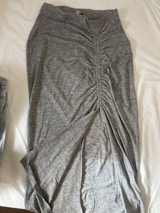 Lote de ropa de varias marcas talla S. 
