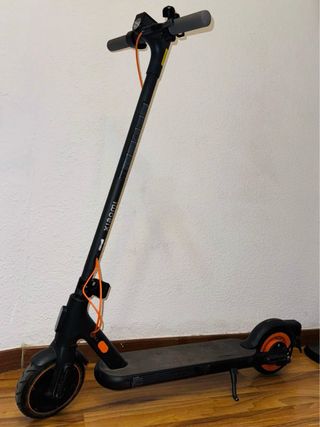 Patinete eléctrico Xiaomi Mi Electric Scooter 4GO