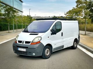 Renault Trafic L1H1 - MUY POCOS KM