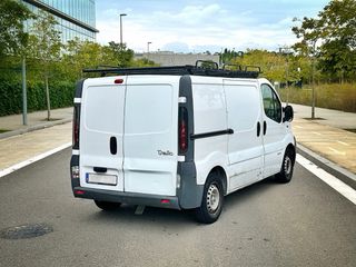 Renault Trafic L1H1 - MUY POCOS KM