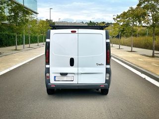 Renault Trafic L1H1 - MUY POCOS KM