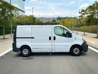Renault Trafic L1H1 - MUY POCOS KM