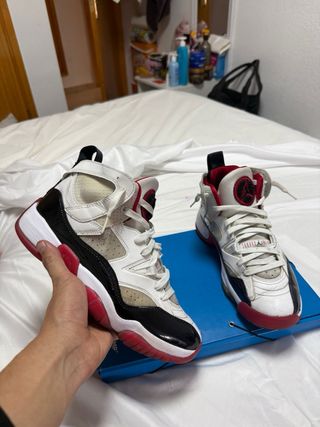 Zapatillas Jordan Jumpman Two Trey Rojas y Blancas