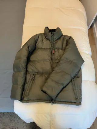Chaqueta Plumas Victorinox Talla M gris plateado. 