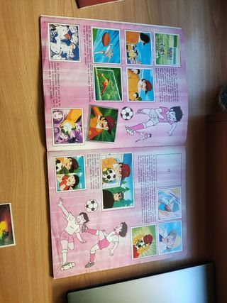 Álbum Cromos Campeones Oliver y Tom